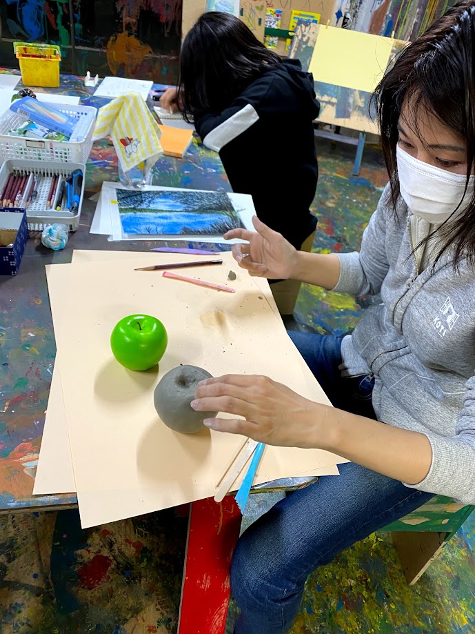 立体構成をケント紙で作るコツを美大卒のスタジオパパパスタッフが教えます スタジオパパパ